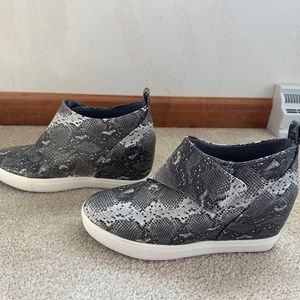 Snakeskin Velcro strap wedges